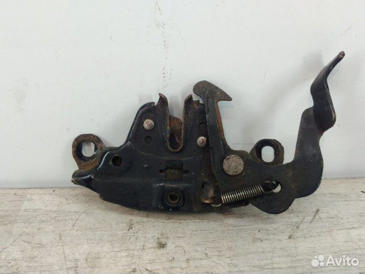 Замок капота Nissan Qashqai Vi HR16DE 2007