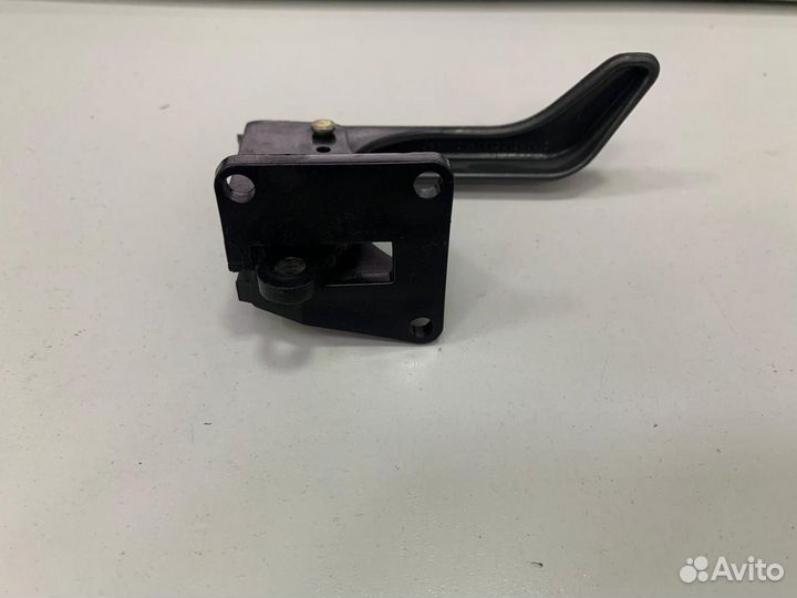 Ручка двери внутренняя ваз-2110-12 прав. 