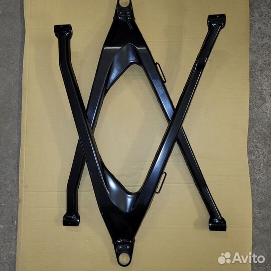 Рычаг передний нижний Maverick X3