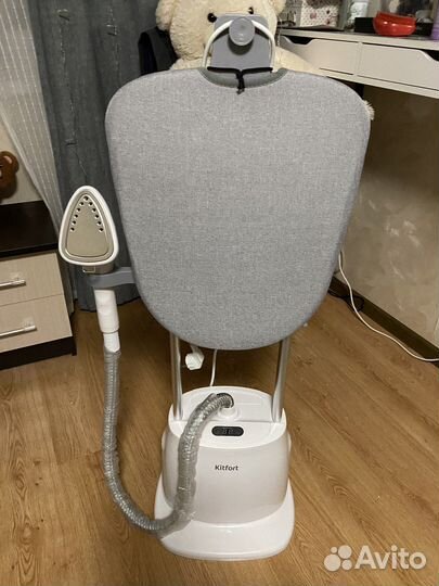 Вертикальный отпариватель Kitfort KT-975