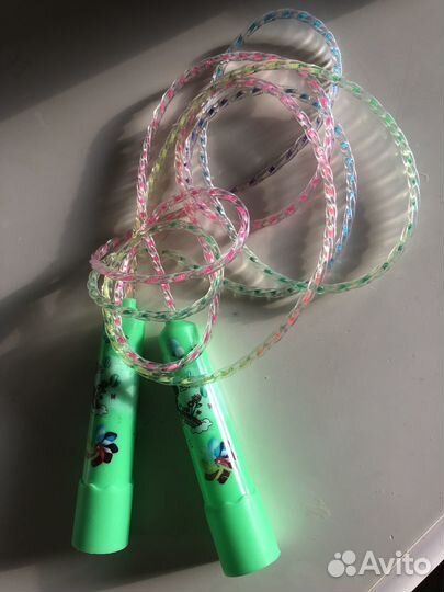 Скакалка детская лёгкая 2м 7см