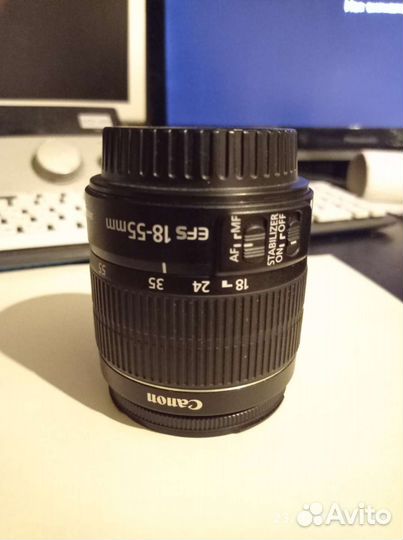 Объектив Canon EF-S 18-55 mm f/3.5-5.6 IS II