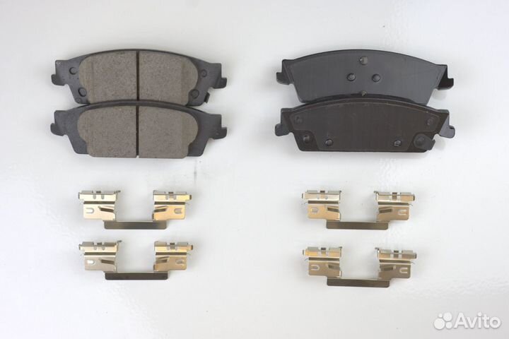 Задние колодки PowerStop на Tahoe Escalade