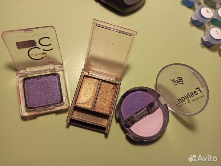 Тени для век