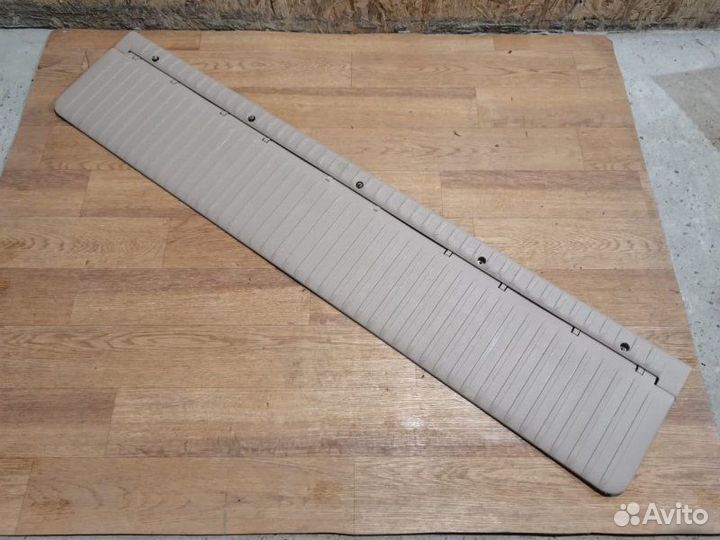 Накладка багажника Lexus Lx470