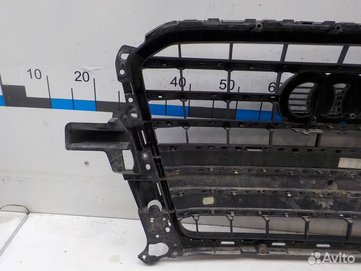 Решетка радиатора Audi Q5/SQ5