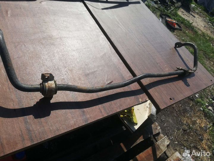 Стабилизатор передний Шкода Фабия 1