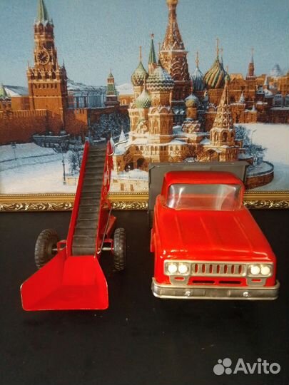 Игрушки С.С С.Р. Челябинец