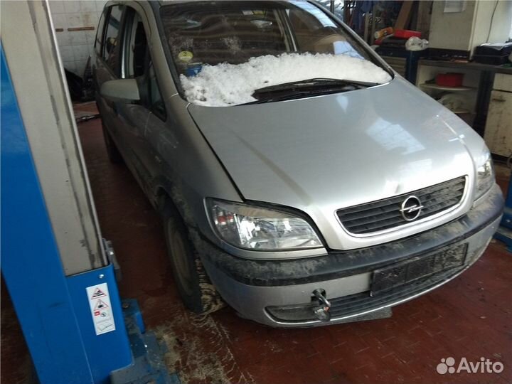 Разбор на запчасти Opel Zafira A