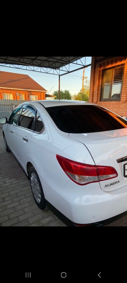 Nissan Almera: фото владельца
