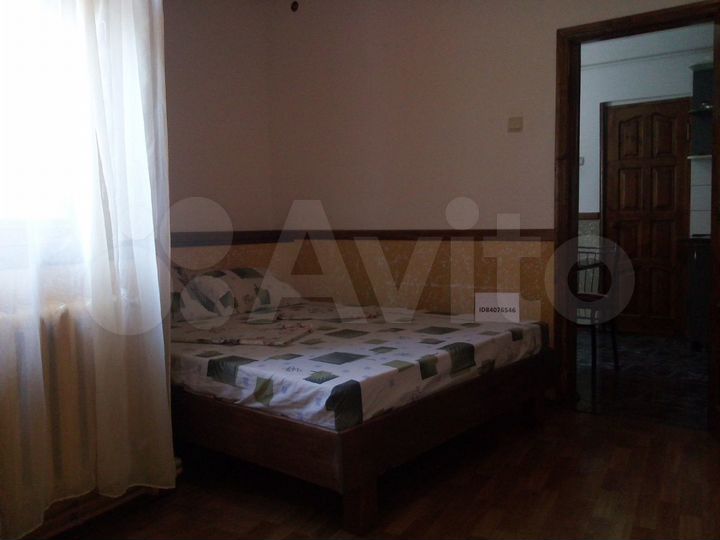 Дом 40 м² на участке 2 сот.