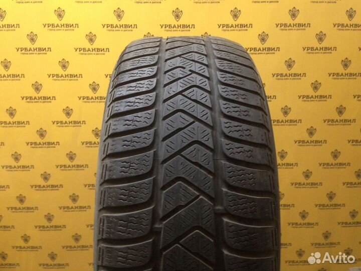 Pirelli Winter Sottozero 3 215/55 R16