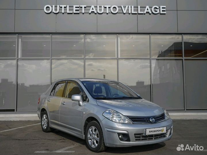 Nissan Tiida 1.6 МТ, 2010, 220 000 км