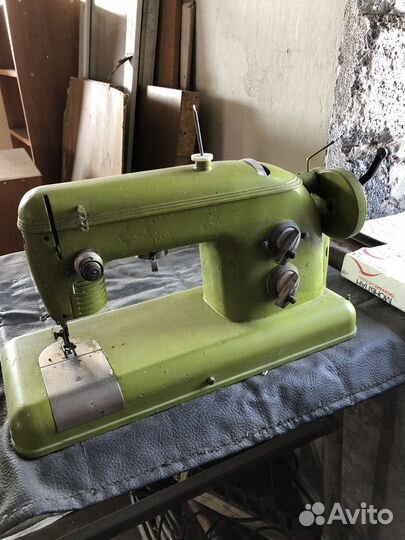 Швейная машина csepel