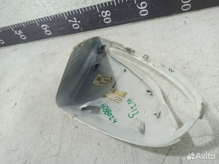 Накладка зеркала левого