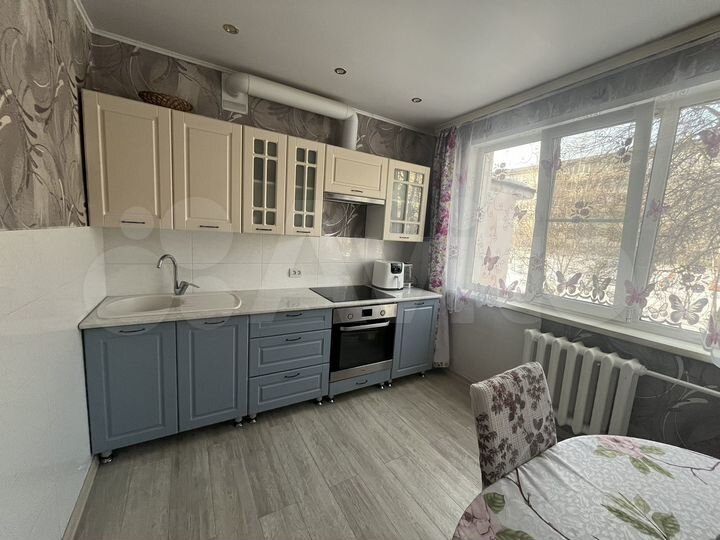 3-к. квартира, 57,1 м², 1/5 эт.