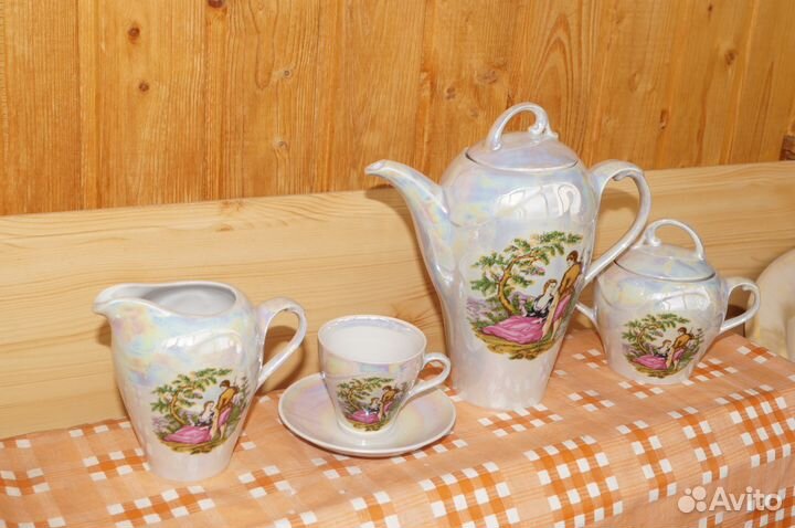 Сервиз кофейный перламутровый на 6 персон (новый )