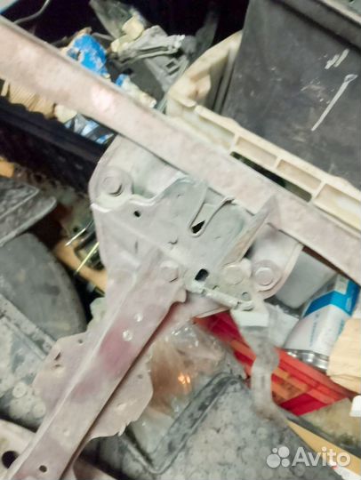 Панель передняя Nissan Primera P11