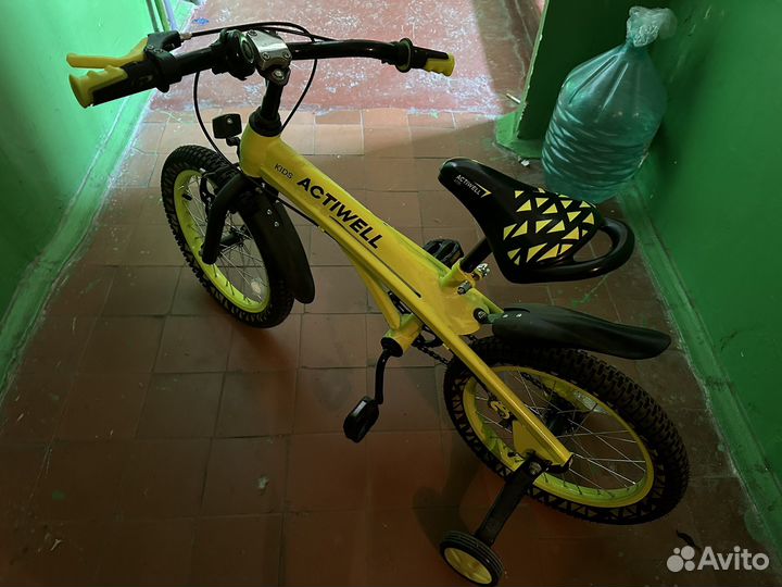 Детский велосипед