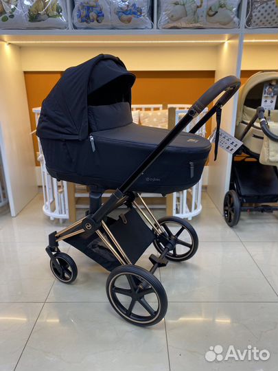 Коляска Cybex Priam IV 2 в 1 Deep Black