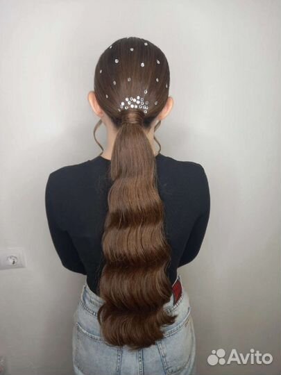 Стразы и украшения в прически