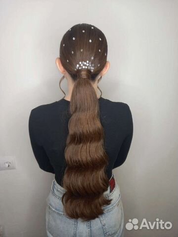 Стразы и украшения в прически