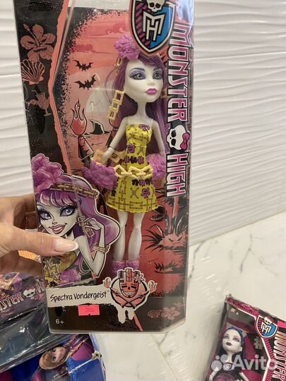 Кукла Монстер Хай Spectra Vondergeist