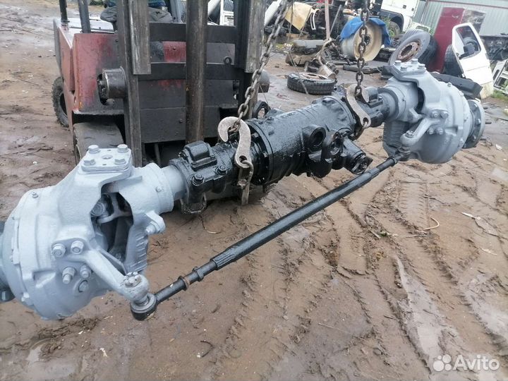 Передний ведущий балочный мост к мтз 82