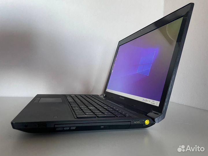 Ноутбук Lenovo на i5 для работы учебы офиса