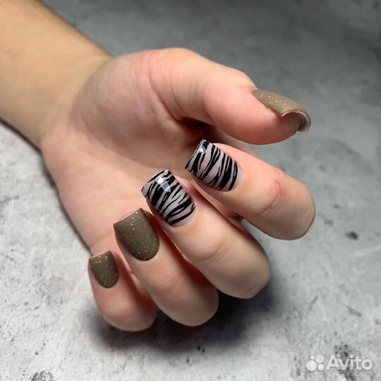 Маникюр, наращивание, укрепление ногтей