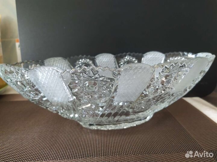 Большая хрустальная ваза ладья, СССР