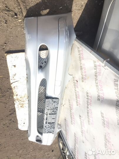 Мерседес С-Класс Бампер передний