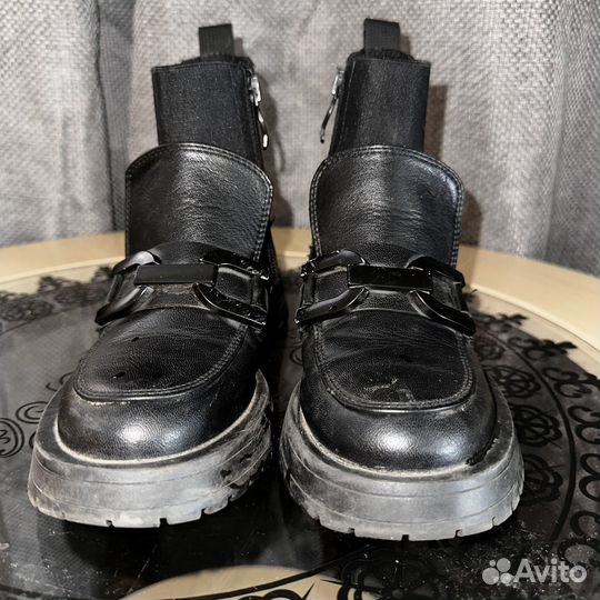 Ботинки осенние для девочки размер 34