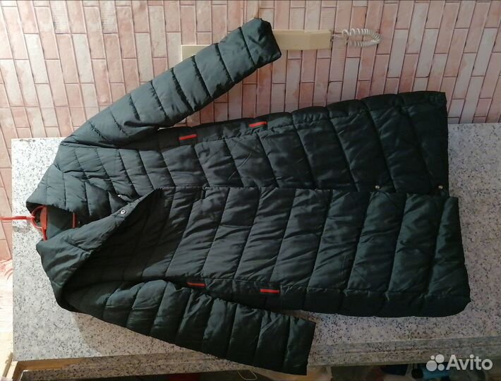 Пуховик женский длинный с капюшоном