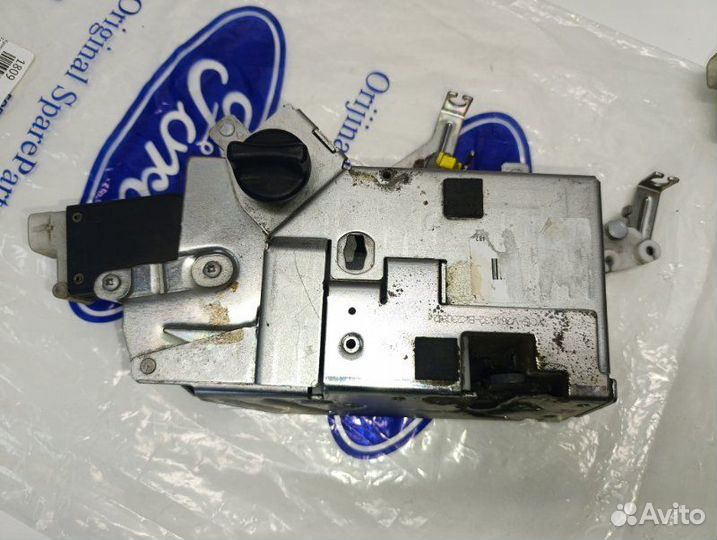 Замок двери сдвижной правой Ford Transit 2000-2013