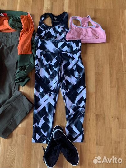 Пакет фирменных вещей