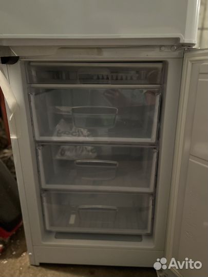 Холодильник