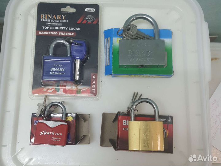 Замок навесной