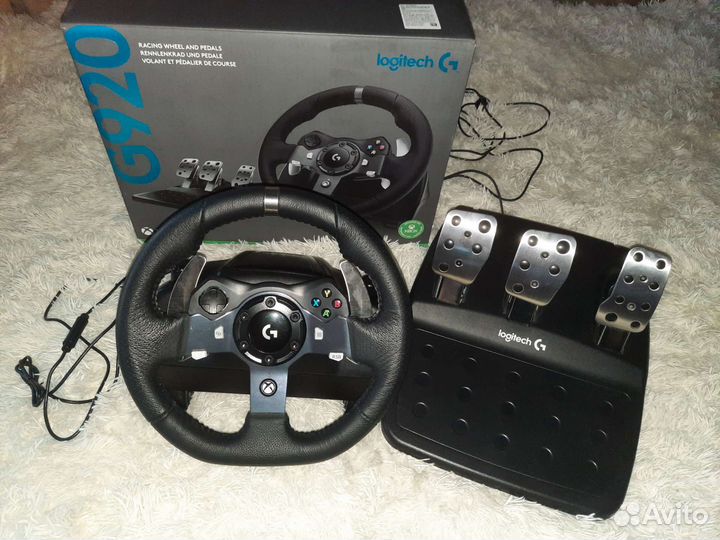 Игровой руль Logitech G920