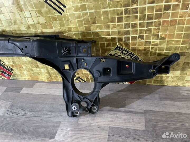 Панель передняя Porsche Cayenne 10-18 958