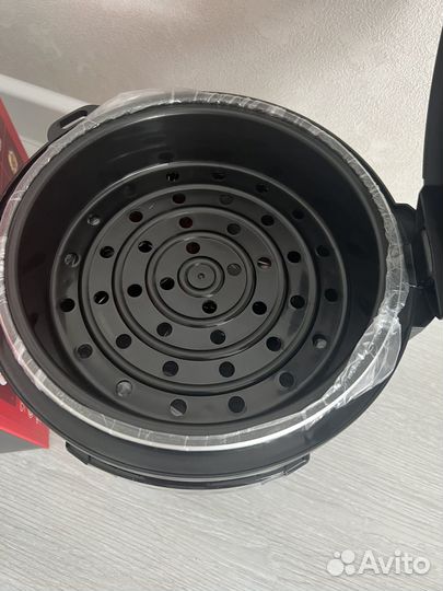 Мультиварка Red новая