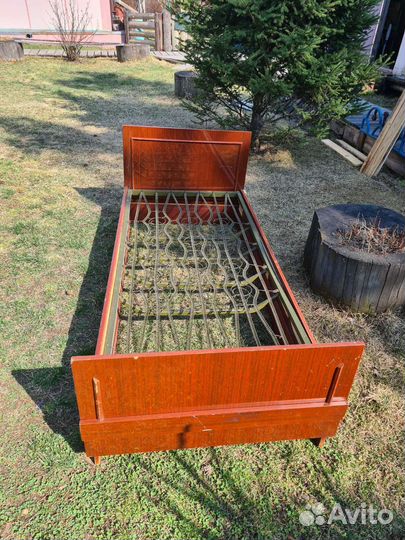 Две односпальные кровати 2 шт бу