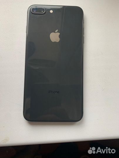 iPhone 8 Plus, 64 ГБ