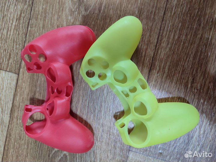 Защитные чехлы для геймпада PS4 новые