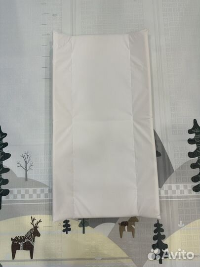 Пеленальная доска на кроватку