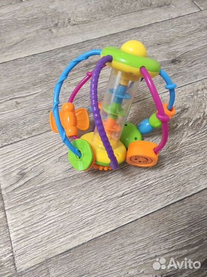 Развивающие игрушки для малышей