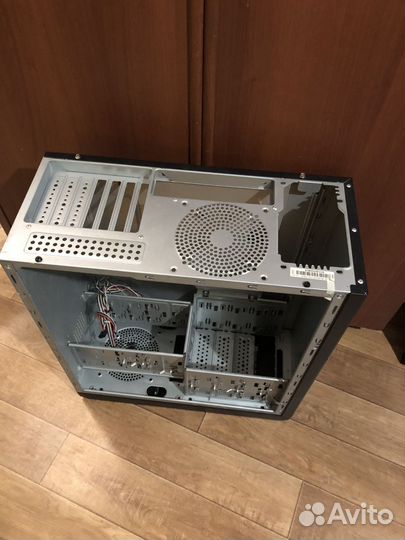 Продам корпус для компьютера Asus Vento A8