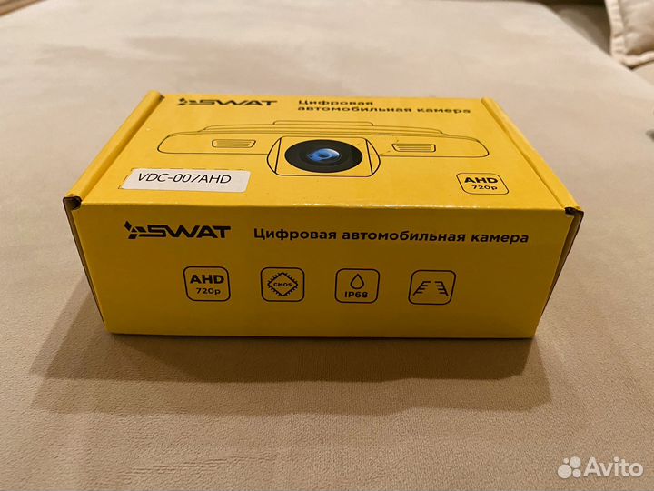 Камера заднего вида swat VDC-007 шпилька