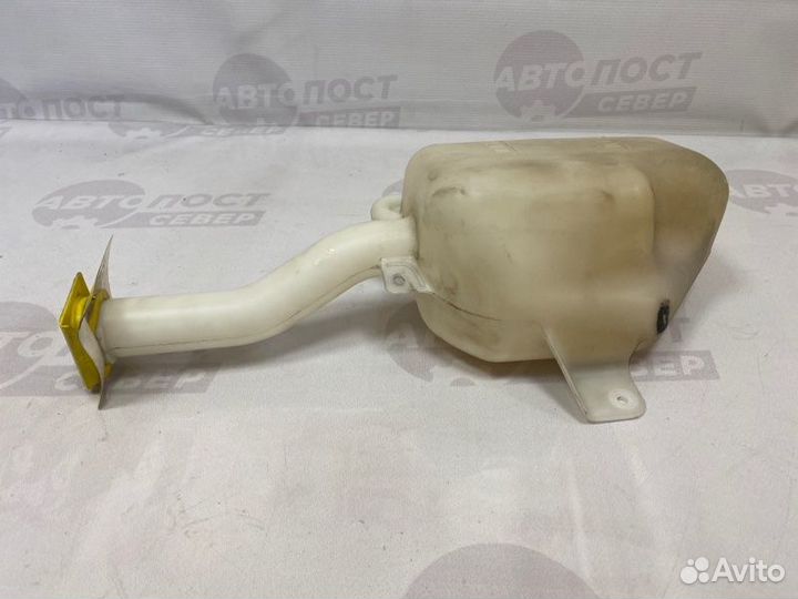 Бачок стеклоомывателя Chrysler Voyager 3.3L V6