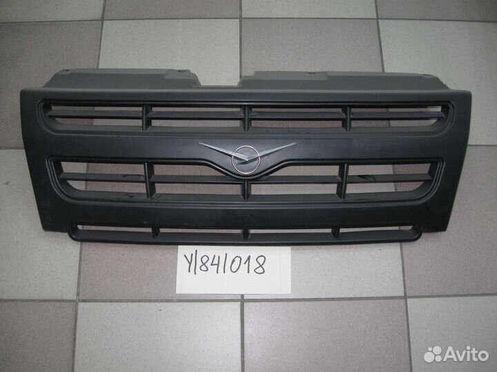 Облицовка радиатора в сборе (Патриот)